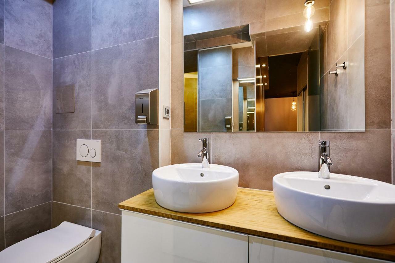 Apartment And Rooms Marinac 자그레브 외부 사진